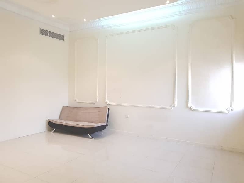 Only 3,400! Excellent Spacious 1BHK with Tawtheeq in Muroor near Indian School