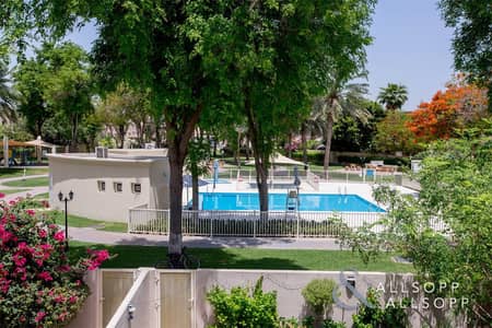 Springs 11 | Type 2M Backing Pool And Park Springs 11 | Type 2M Backing Pool And Park