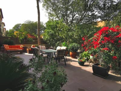 Corner| 4 Beds | Facing the Pool Corner| 4 Beds | Facing the Pool