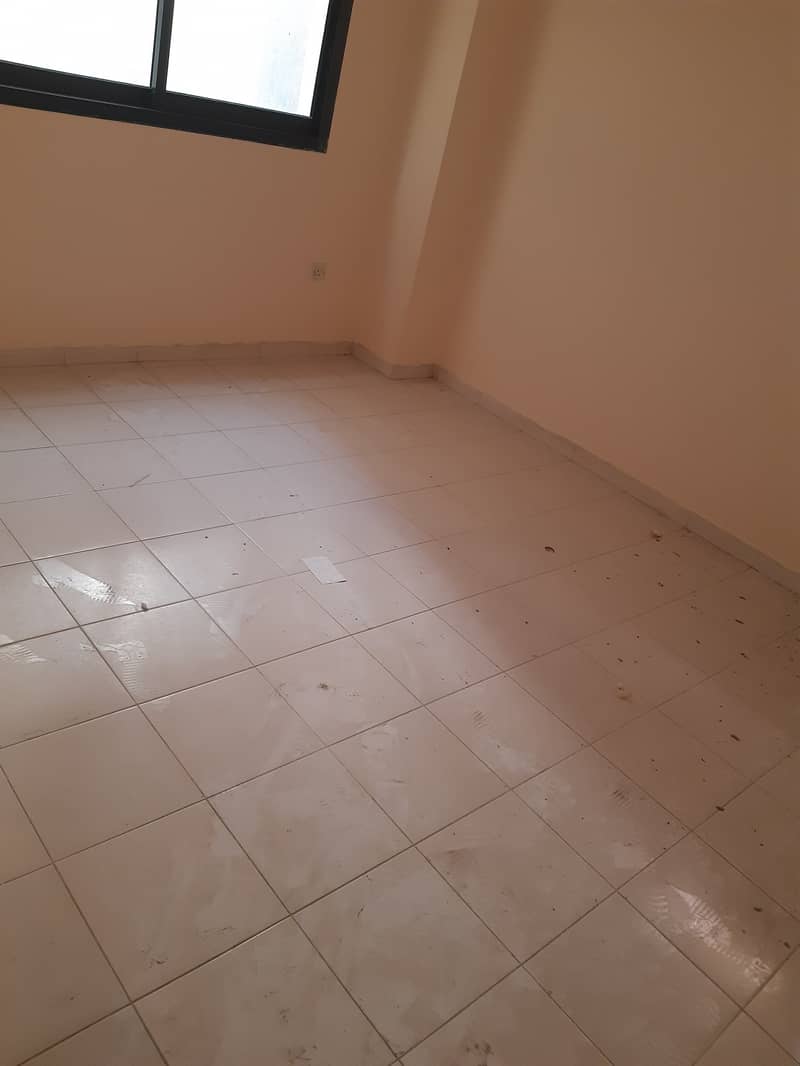 Gig Offer 1BHK Whit Balcony JUST 15K IN BU TINA Gig Offer 1BHK Whit Balcony JUST 15K IN BU TINA