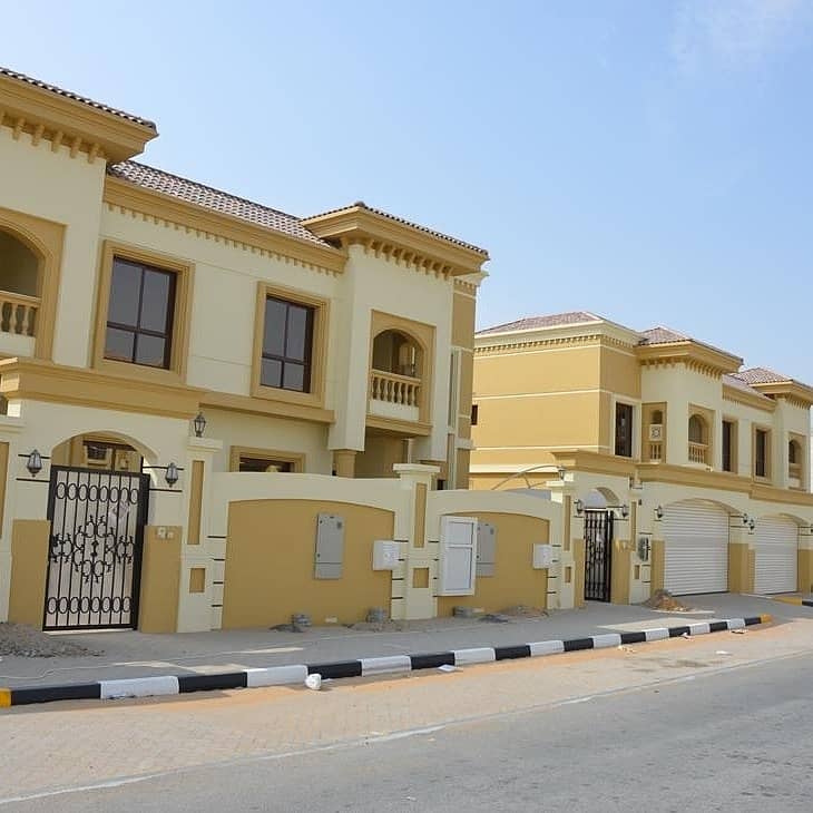massive townhouse for sale in a great area , attractive price and zero service charge
