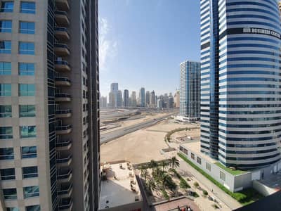 Good Deal Office For Sale @ JBC4 .. Good Deal Office For Sale @ JBC4 ..