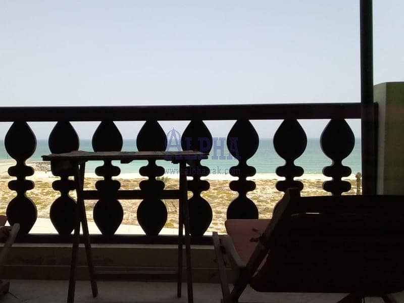 Beautiful Studio with Sea View | Furnished! Beautiful Studio with Sea View | Furnished!