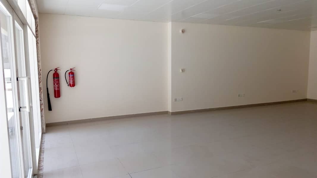 Brand new shop for rent in muweilah commercial