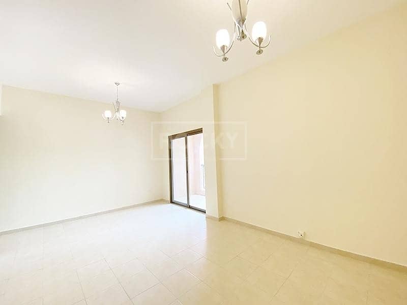 1 Bed | Close Kitchen | One Month Free | with Balcony