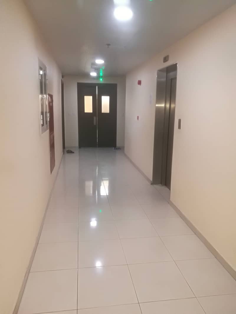 4 Corridor