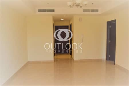 Urgent Sale | Lake View | Near Metro Urgent Sale | Lake View | Near Metro