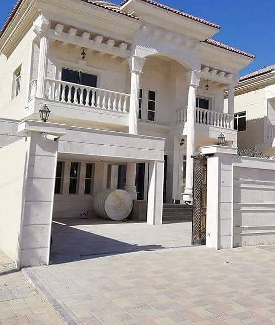 Special price from the owner and without commission from the buyer for sale modern luxury finishing villa freehold with the possibility of bank financing near Mohamed bin Zayed Street and all schools, services, markets and hypermarkets