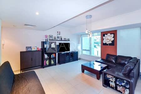 Large 1 Bed in Prime Location | Marina View Large 1 Bed in Prime Location | Marina View