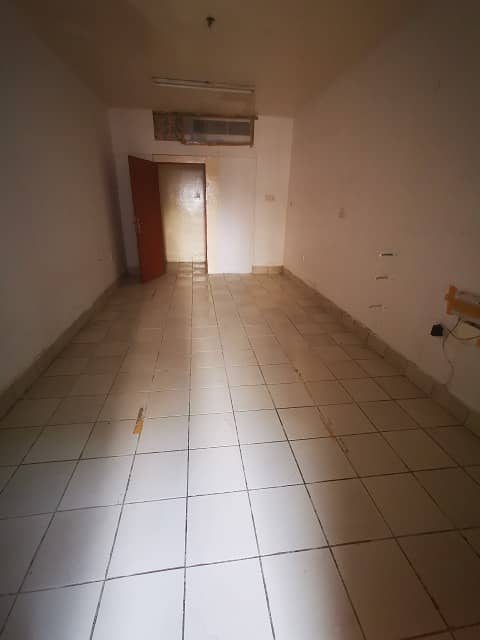 2 BHK AVAILABLE FOR SHARING CLOSE TO AL RIGGA METRO STATION