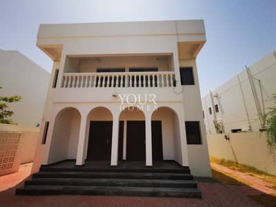 ELEGANT!! VILLA 6 BHK IN JUMEIRAH . 180K ELEGANT!! VILLA 6 BHK IN JUMEIRAH . 180K