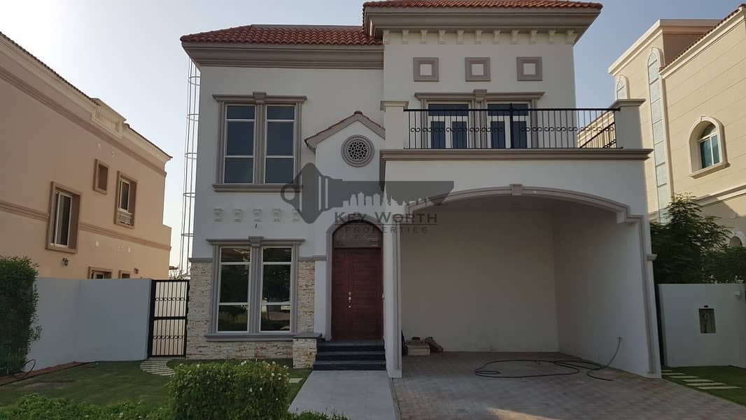 Brand new Spanish Style customized 4BR + Maid villa with S.pool for sale !