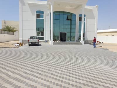 BRAND NEW 4 BEDROOM VILLA WITH BIG PARKING SPACE, GARDEN, 7 BATHROOMS, DRIVER ROOM AND MAID ROOM