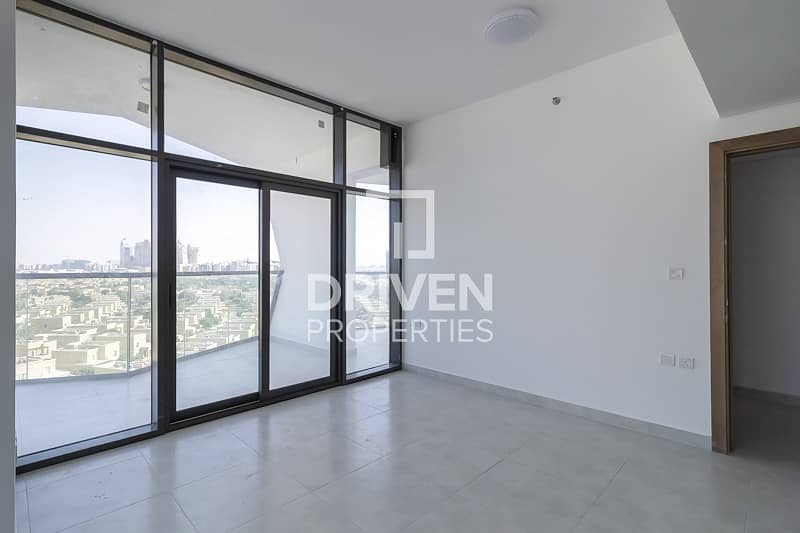 8 New and Spacious Apt with Panoramic View