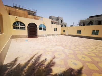 EXCELLENT LOCATION VILLA 5BHK IN JUMEIRAH . 220K EXCELLENT LOCATION VILLA 5BHK IN JUMEIRAH . 220K
