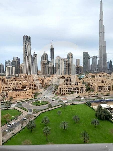 Full Burj Khalifa View | Luxury unit | Southridge 5 .
