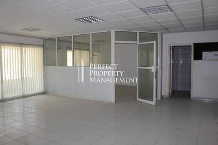 Huge office space for rent in a prime location near pearl round about Huge office space for rent in a prime location near pearl round about