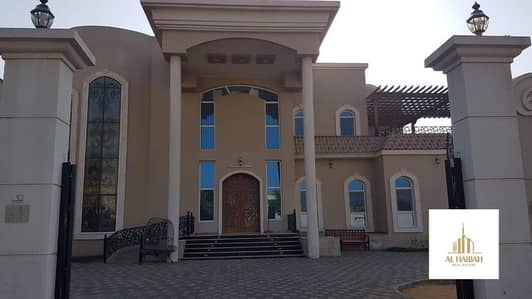For sale two-storey villa with clues personal finishes For sale two-storey villa with clues personal finishes