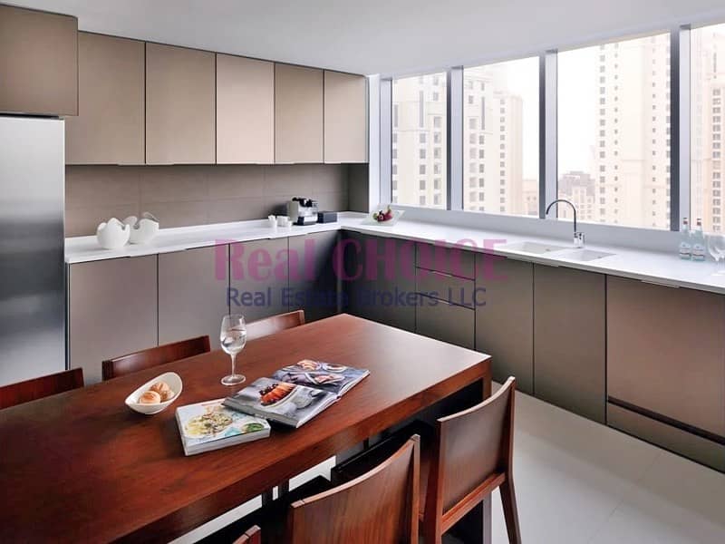 4 Spacious and Beautiful 4BR + M Penthouse|Furnished