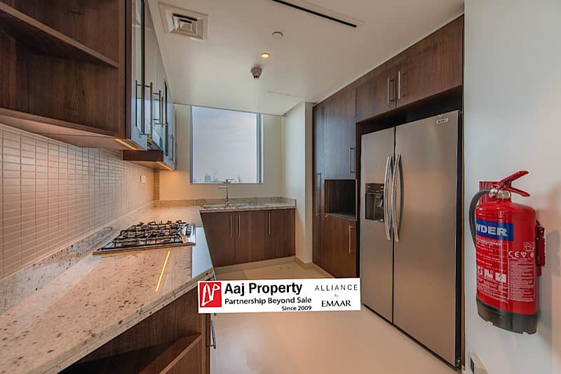 29 Downtown No 1.2BR Unit.  Fall in love with this sensational contemporary apartment