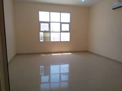 Superb studio in z19 monthly 2000 Superb studio in z19 monthly 2000