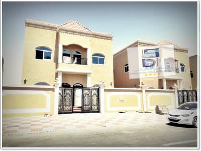 Very beautiful villa, modern design3200 , next to a mosque Super Deluxe finishing and attractive price