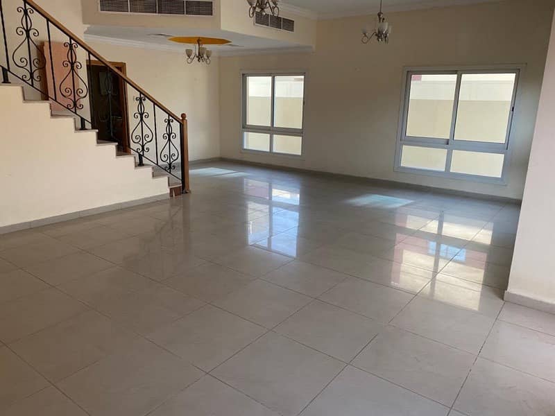 very nice villa for rent in mirdif two story 3 bedroom master