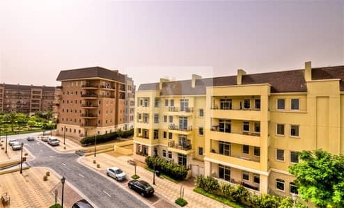 BRIGHT CORNER | XL -1BR FOR RENT | COMMUNITY VIEW BRIGHT CORNER | XL -1BR FOR RENT | COMMUNITY VIEW