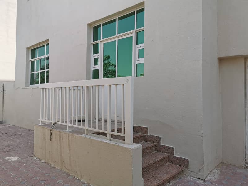 Lavish 3 Bedrooms Apartment Separate Entrence in Baniyas