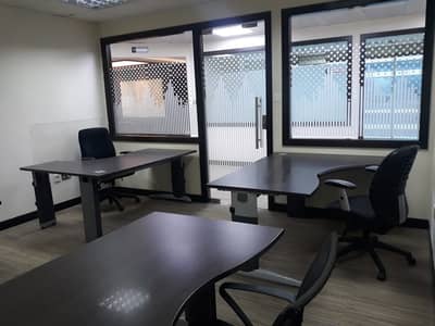 Presentable Office with a Partition Available for Lease Presentable Office with a Partition Available for Lease