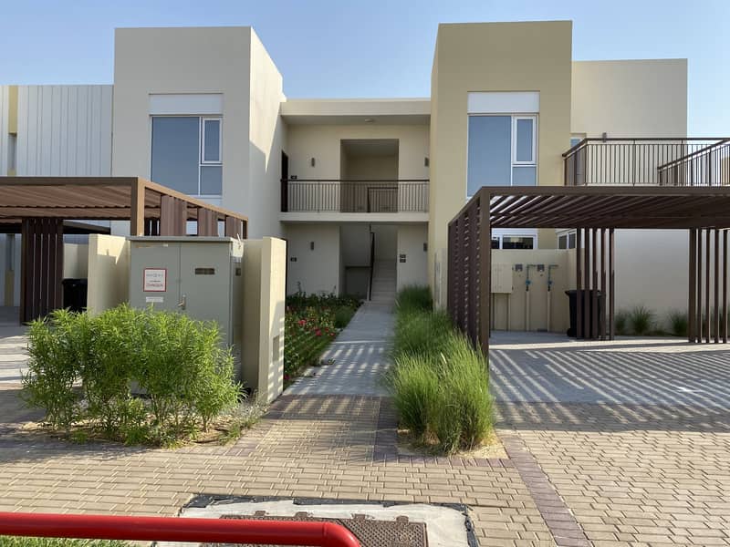 EMAAR DEVELOPEMENT BRAND NEW 2 BEDROOM  TOWN HOME