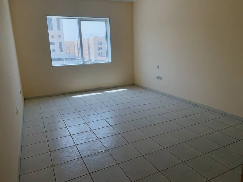 1 MINUTE WALK FROM METRO 1 MONTH FREE 1100+ SQFT WITH STORE ROOM AND 2 WASHROOMS