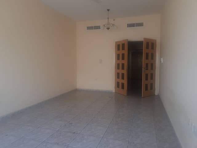 Квартира в Аль Кусаис, 2 cпальни, 60000 AED - 4627774