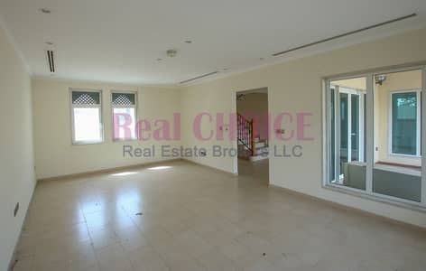 District 5|Extended Lawns|Single Row 3BR|Vacant District 5|Extended Lawns|Single Row 3BR|Vacant