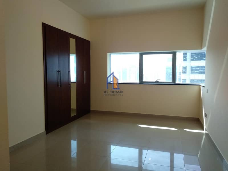 Spacious 3BR Plus Miads With Facing Sea View Spacious 3BR Plus Miads With Facing Sea View