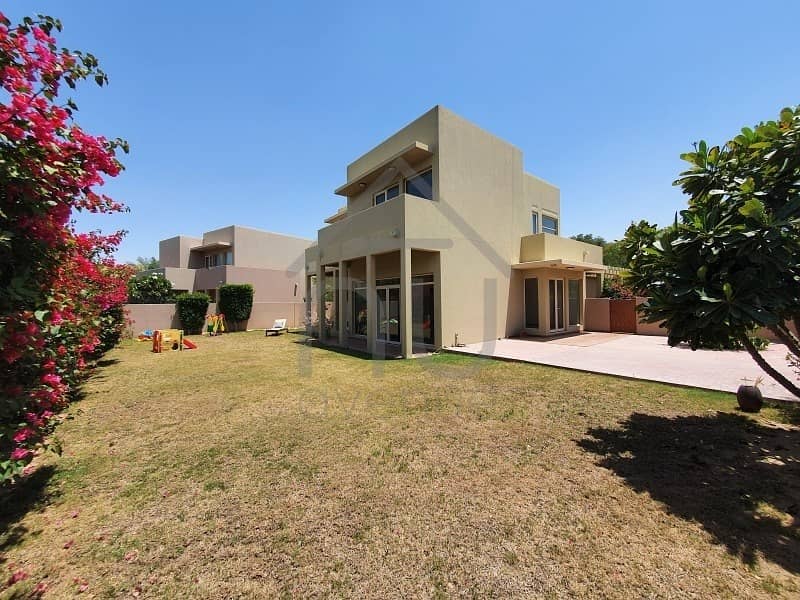 Well Maintained | 3 + maids | Vacant and ready Well Maintained | 3 + maids | Vacant and ready