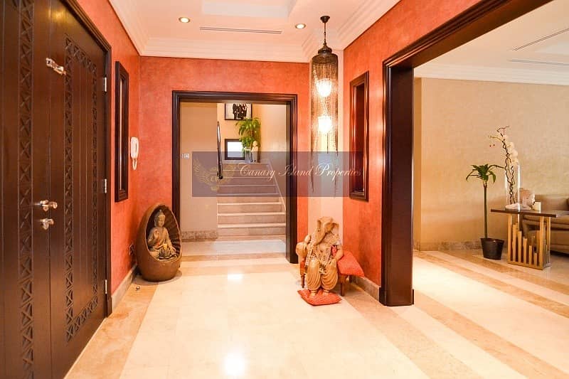 Best Deal in Hattan ! Beautiful Upgraded Best Deal in Hattan ! Beautiful Upgraded