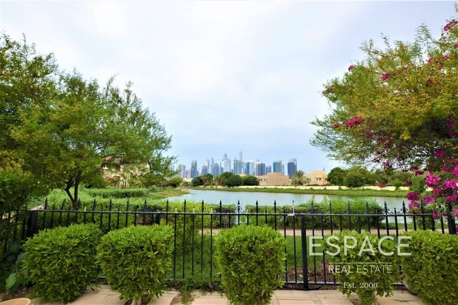Lake And Skyline View | Large Plot | 4 Bed