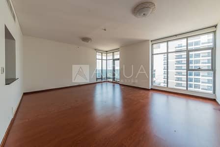 Spacious 3 Bedroom With Amazing Marina View Spacious 3 Bedroom With Amazing Marina View