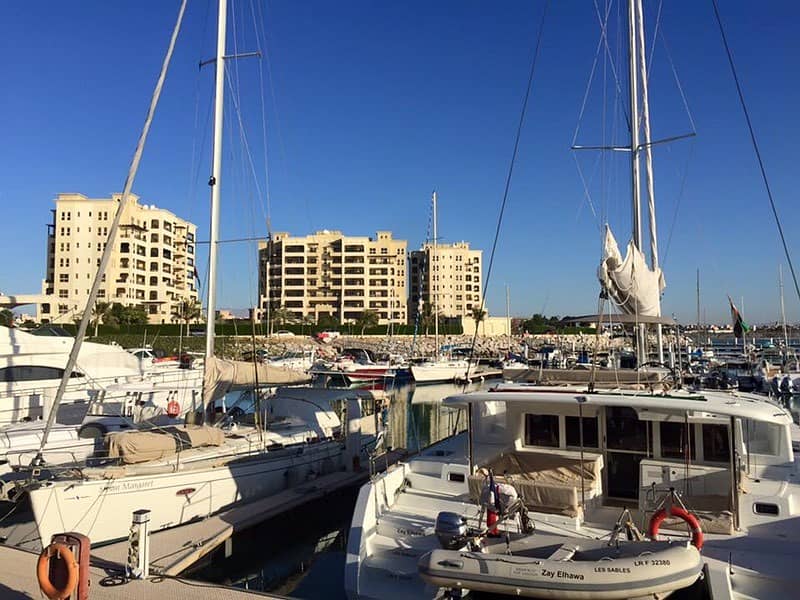 For sale Prime Location 3 bed marina flat with sea view