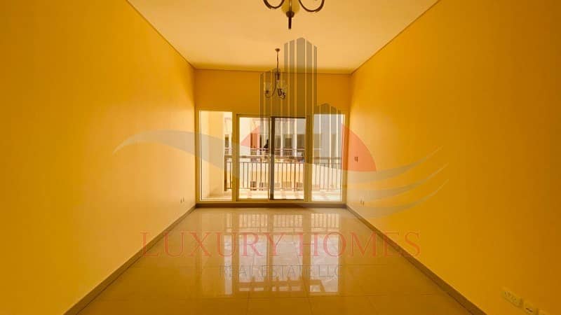 Elegant Layout with Balcony and Facilities Elegant Layout with Balcony and Facilities
