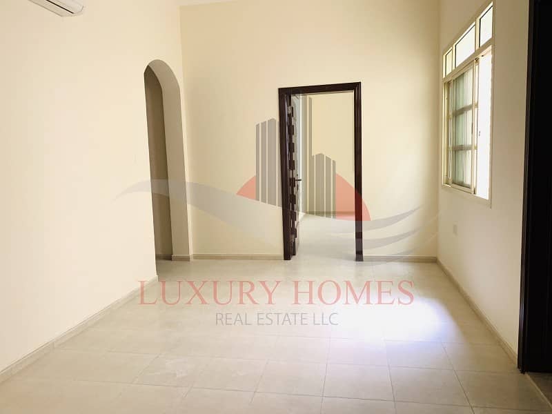 Spacious Apt Close To UAEU with Wardrobes