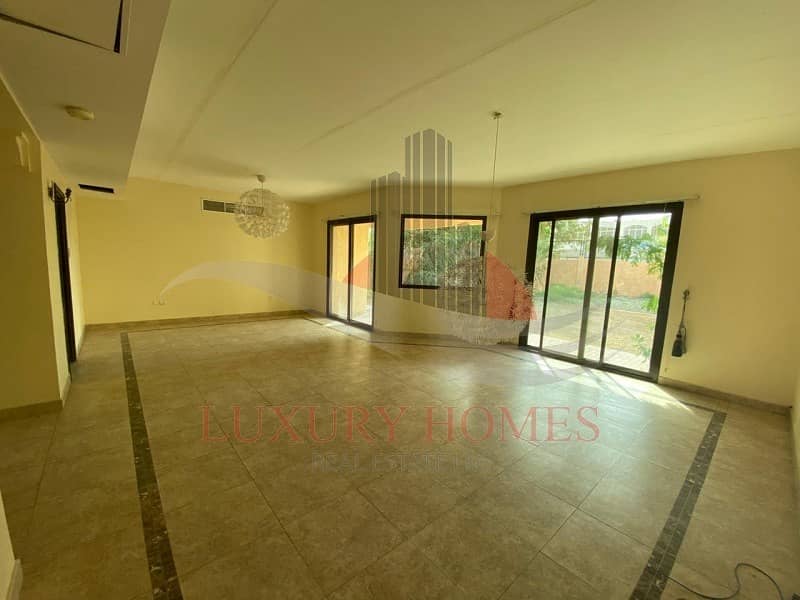 Elegant Duplex Villa in Community with Facilities Elegant Duplex Villa in Community with Facilities