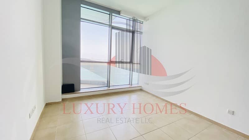 High Floor Sea View Apartment with 2 Balcony