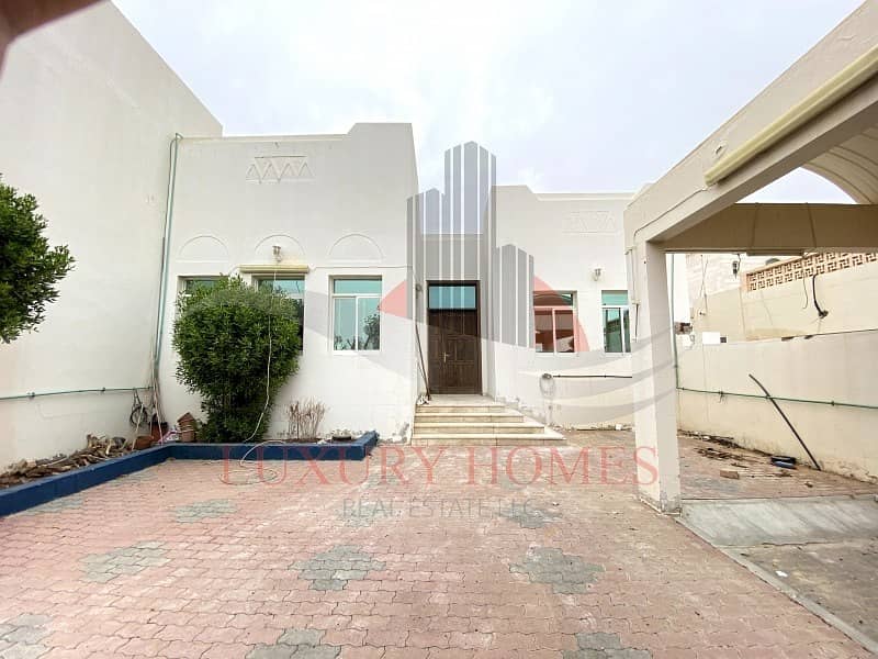 Refurbished Ground Floor with Private Entrance Refurbished Ground Floor with Private Entrance
