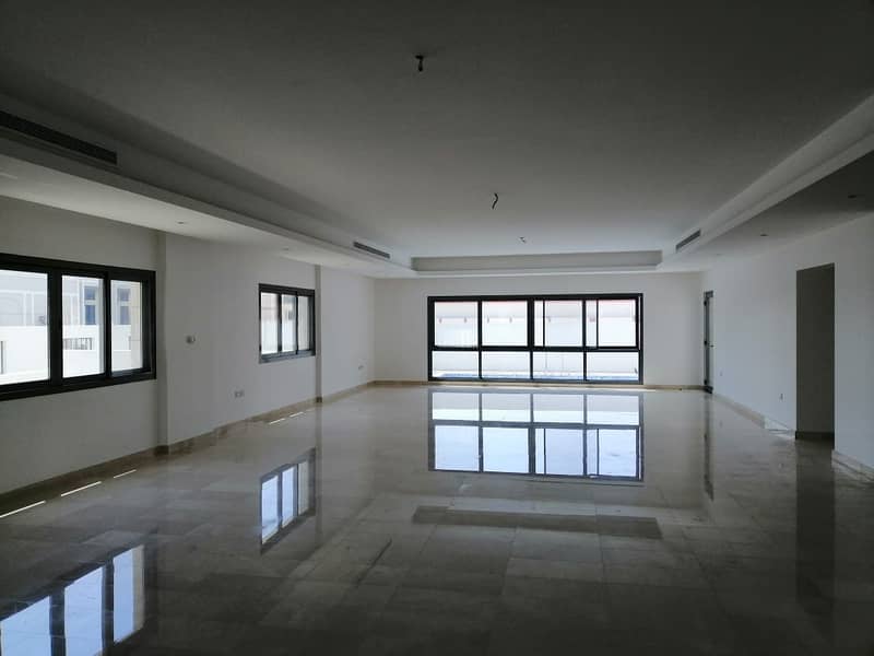 LUXURIOUS 5BR VILLA WITH ELEVATOR |MAID ROOM LUXURIOUS 5BR VILLA WITH ELEVATOR |MAID ROOM
