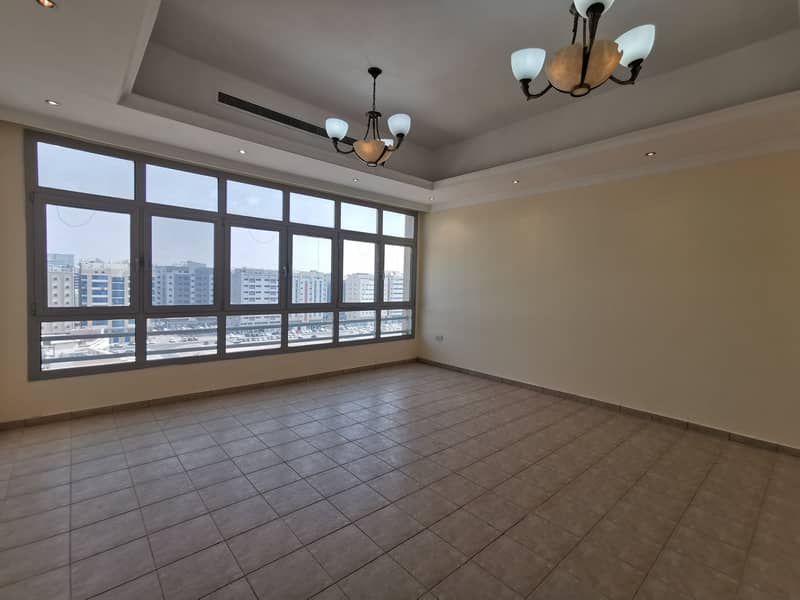 Owesome 3 Bedrooms Apartment Direct From Owner in Shabiya