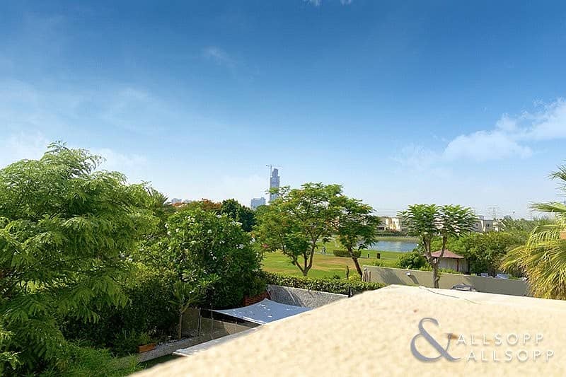 EXCLUSIVE | Lake View | Upgraded | Extended EXCLUSIVE | Lake View | Upgraded | Extended