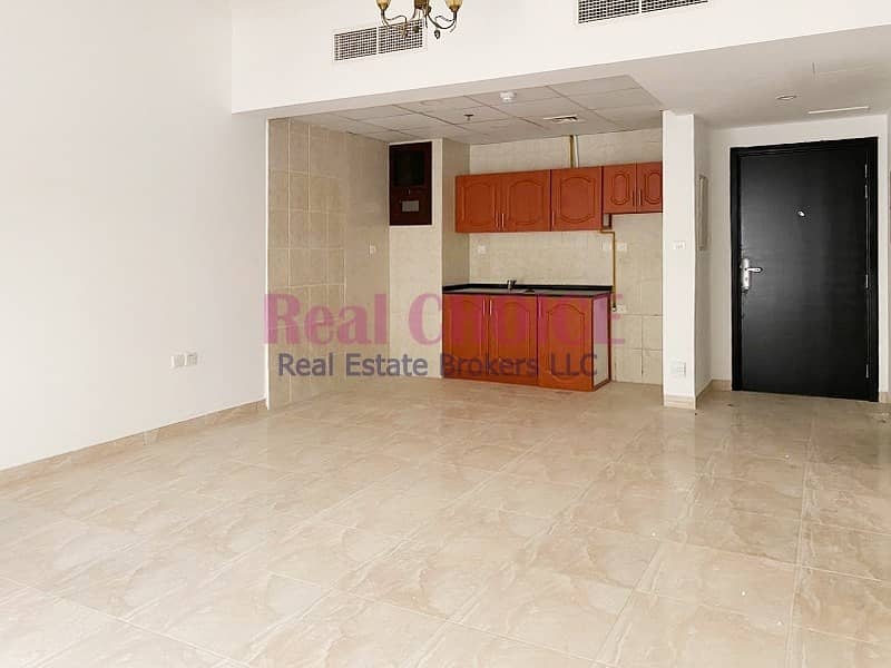 Spacious 1BR Apartment|Vacant and Ready-to-Move Spacious 1BR Apartment|Vacant and Ready-to-Move