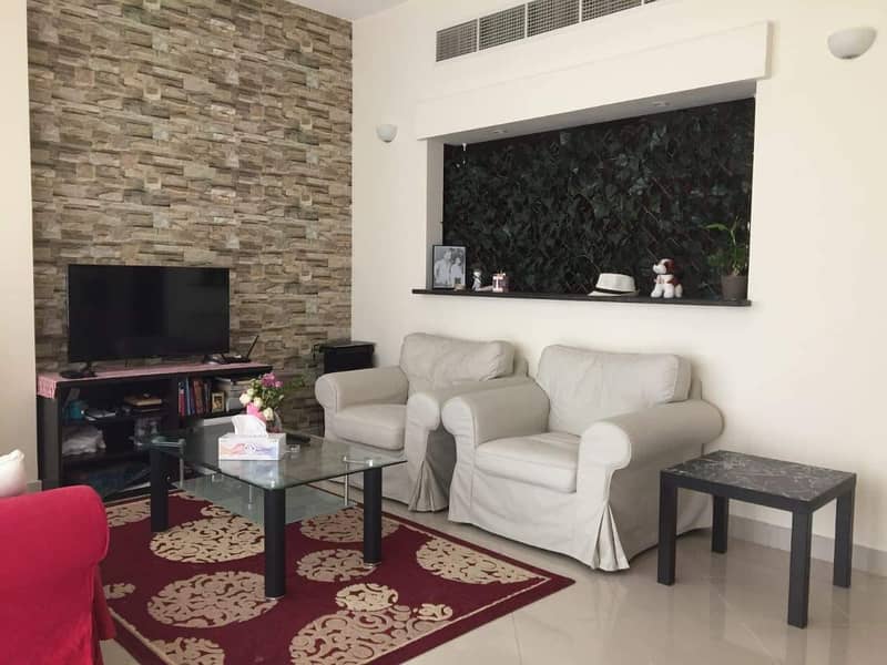 chiller free building| 1 BHK  golf view apartment in Hub Canal